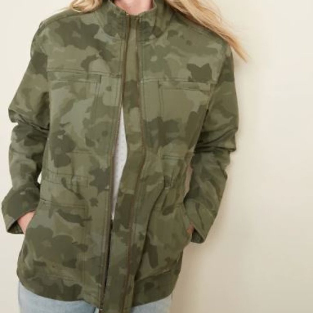Old Navy: Camo Scout Utility Jacket LARGE